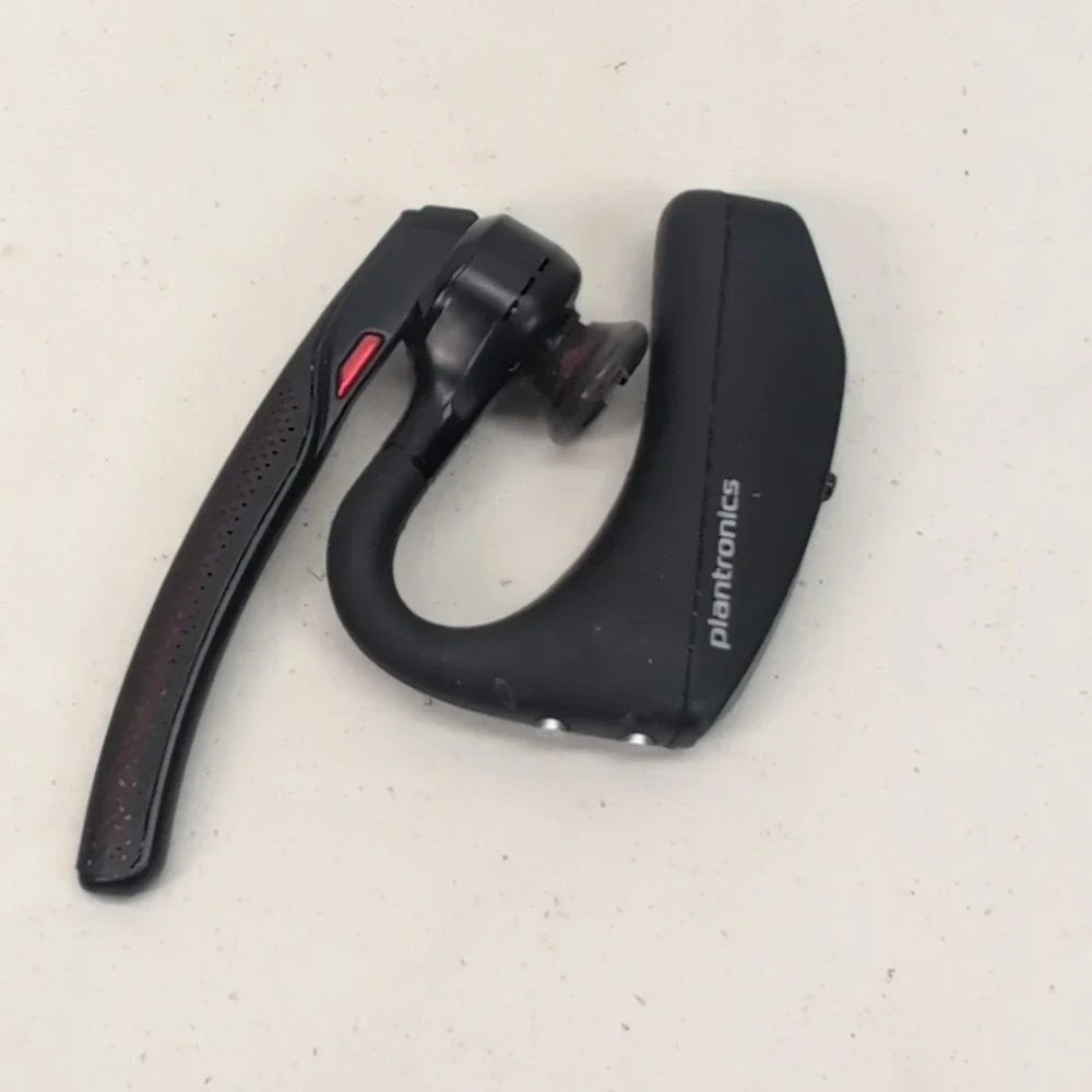 Plantronics Voyager 5200 Bluetooth Headset Ear Hook Earbud Black Untested